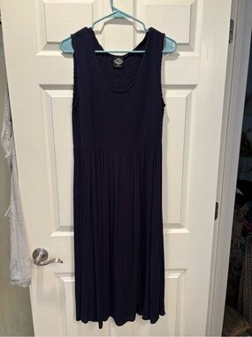 Sleeveless Navy Lightweight Maxi Dress